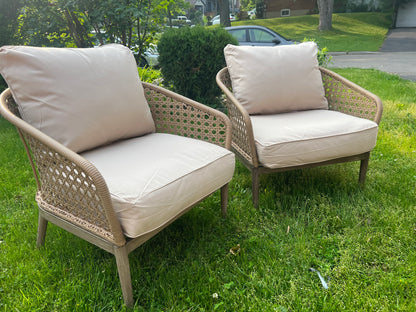 Wicker Outdoor Patio Chairs (Set of 2)